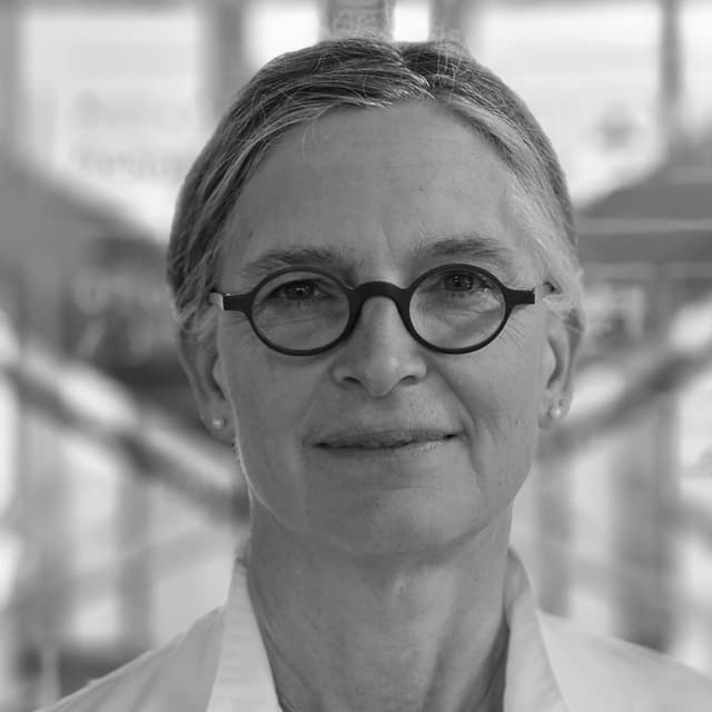 Dr. med. Carmen Pöhl